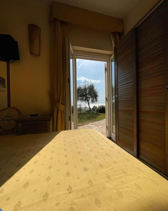 Hotel Belvedere Sperlonga Kültér fotó