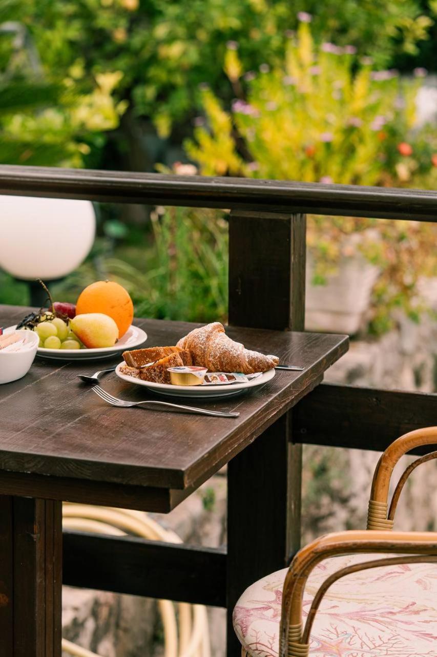 Hotel Belvedere Sperlonga Kültér fotó